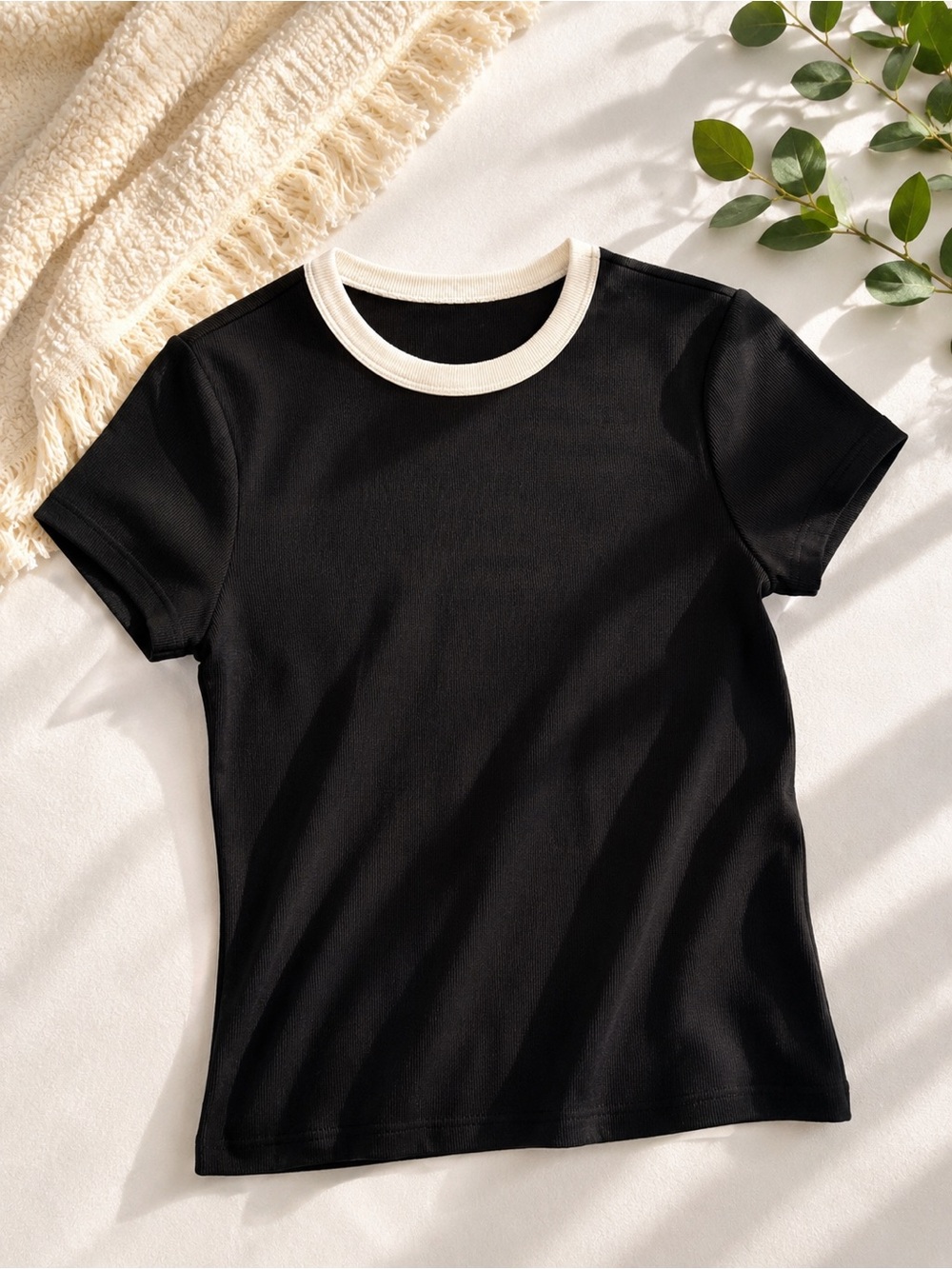 Old Navy Black White Ringer Tee Ribbed Fitted T-Shirt Size M